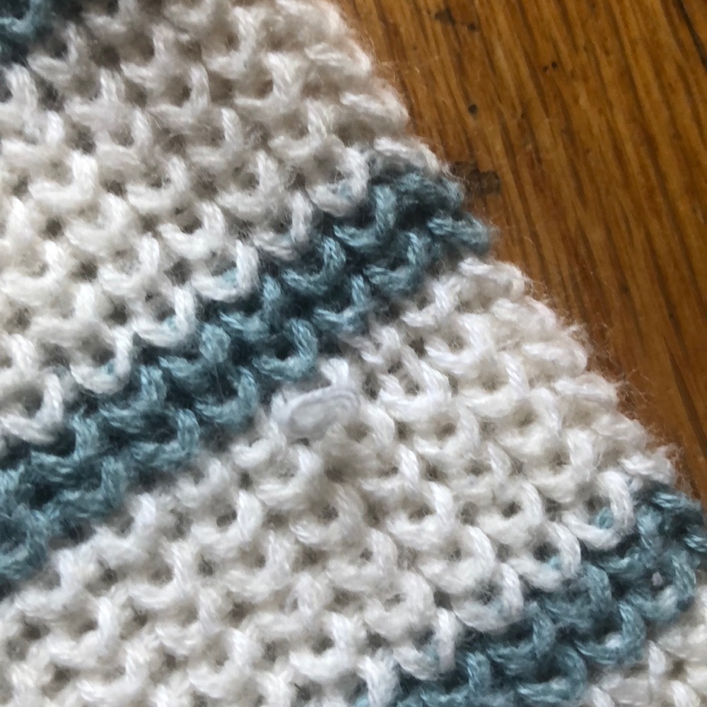 Cropped sweater - Picture 3 of 3